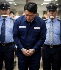 윤석열 전 대통령 1심 무기징역 선고