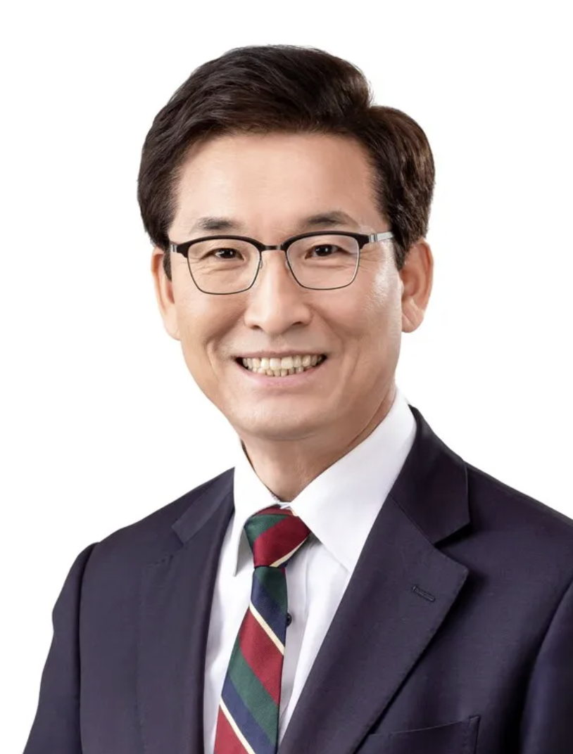 윤건영1