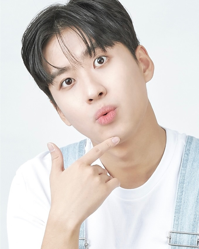 미미미누 프로필