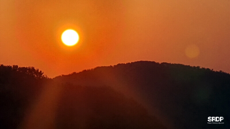 해돋이명소-일출명소-거제도갈만한곳-겨울여행지추천-거제도일출해돋이명소-거제도신선대-바람의언덕-거제도여행코스추천-거제온더선셋