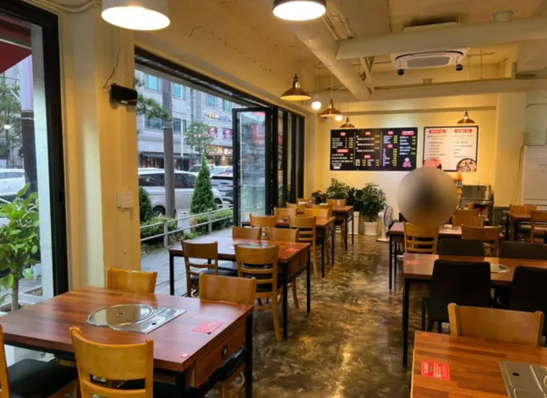 생생정보 대결 맛 대 맛 얼큰 등갈비 전골 vs 반반 등갈비구이