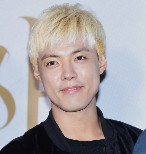 가수 강남 노래 도둑질