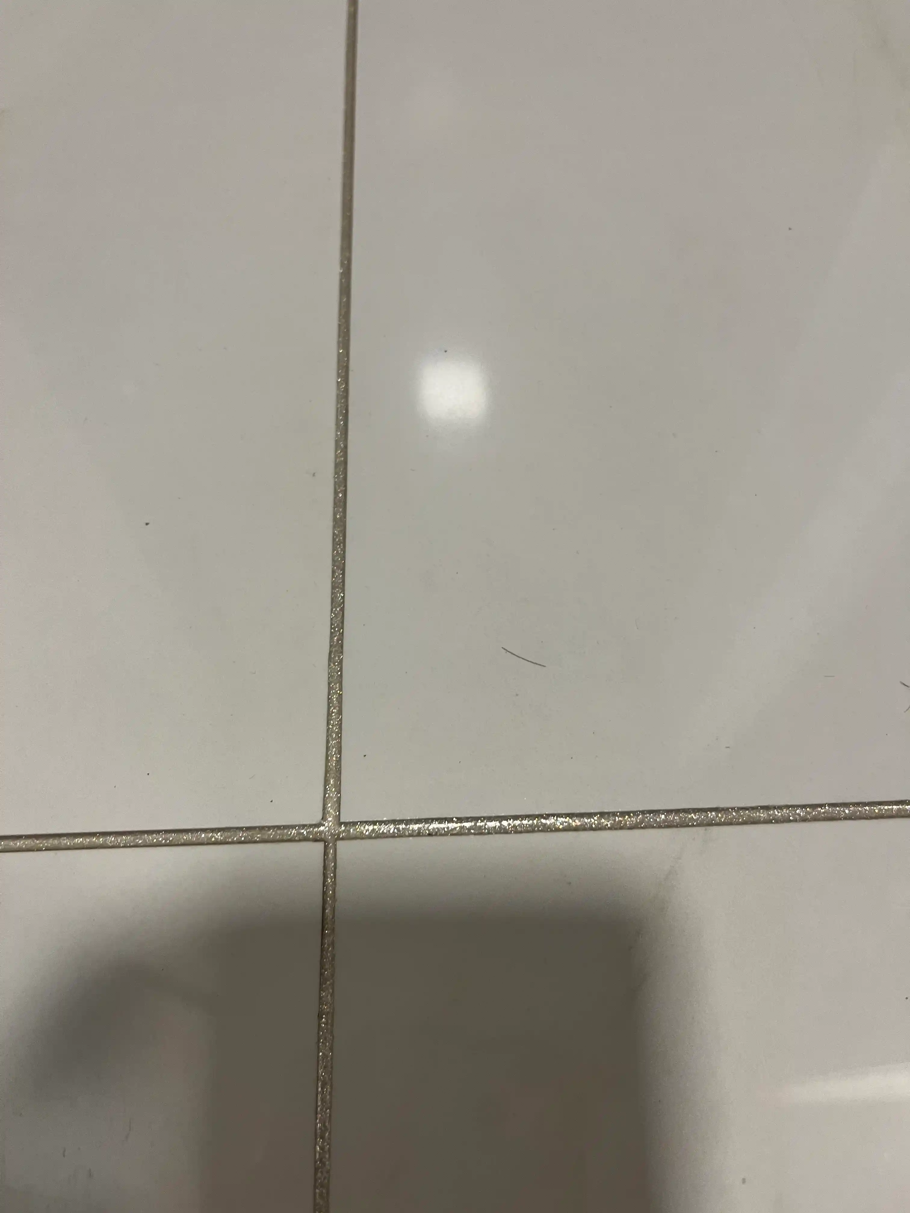 현관 로즈골드 반짝이 줄눈