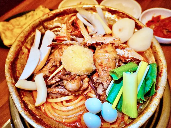 투데이 맛있는 메뉴 맛집 빨간 맛의 최강자 곱도리탕 맛집 추천 부산 당감동 맛집