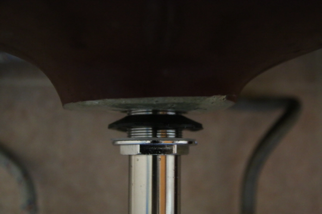 자동 팝업 마개 패킹 끼우는 방향