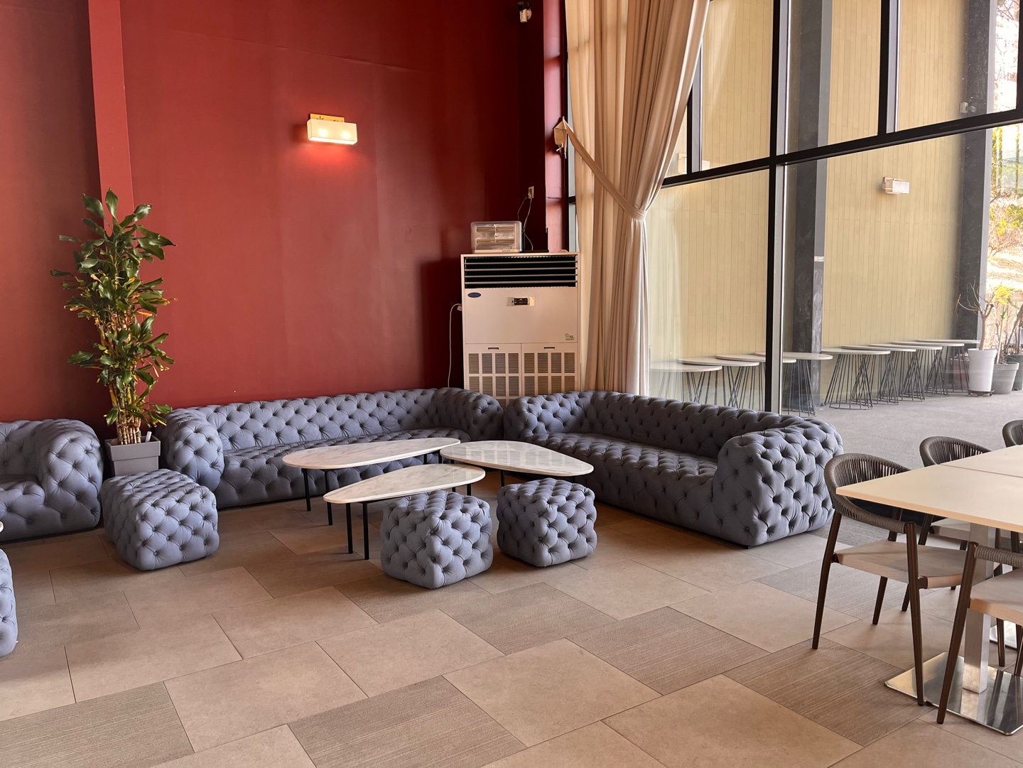 용인 대형 야외정원 베이커리 카페 '언톨드'