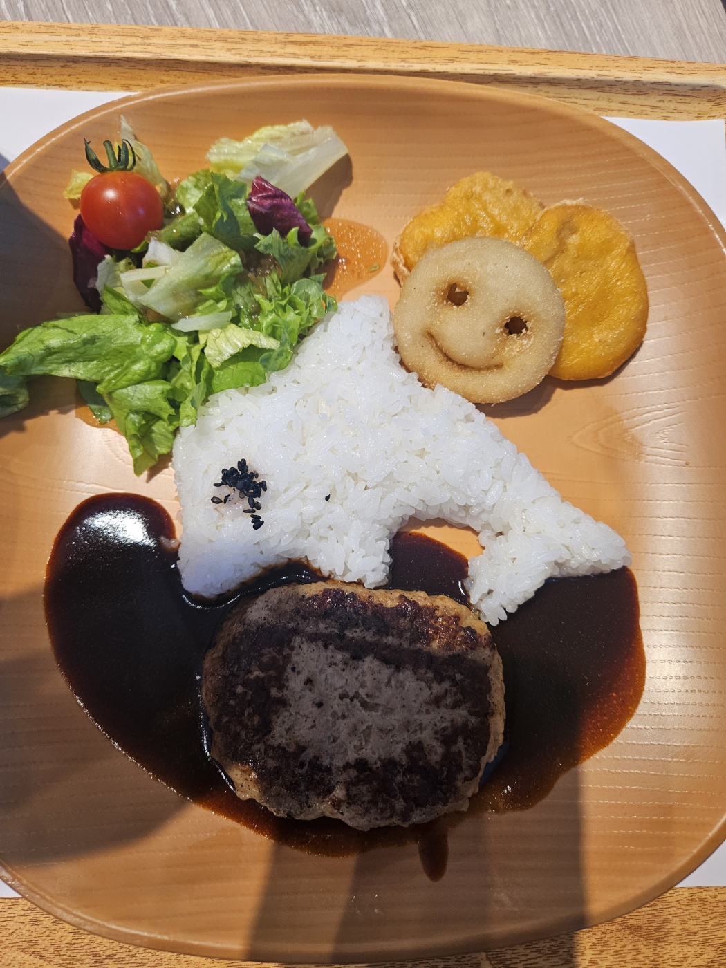 레일리레스토랑 어린이메뉴 돌고래밥