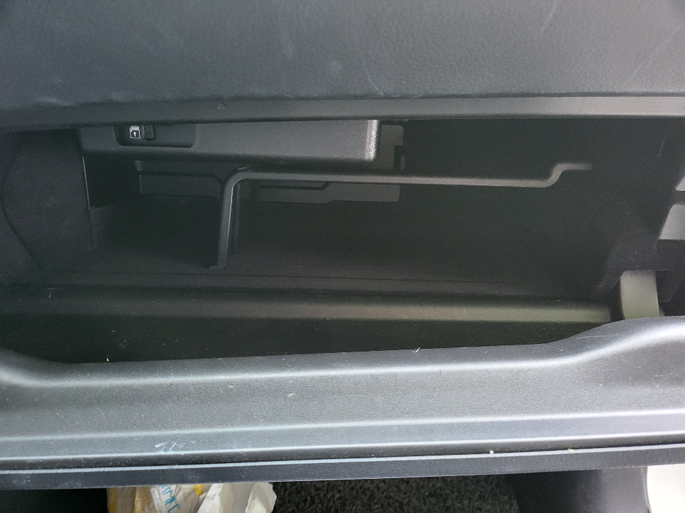 ES300h 실내 에어컨 필터 교체하기