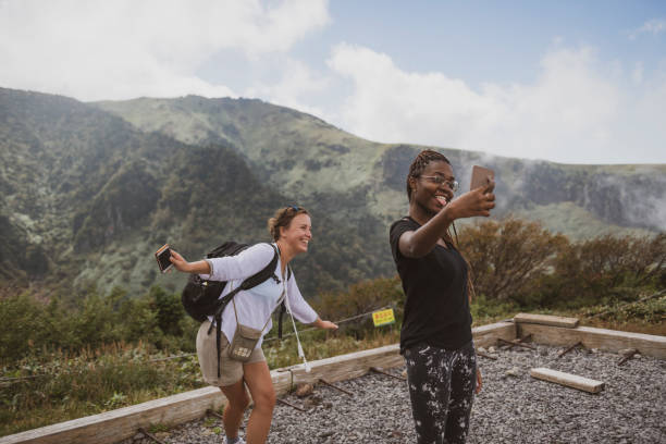 천리포수목원목련축제