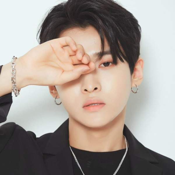 가수 성리 프로필