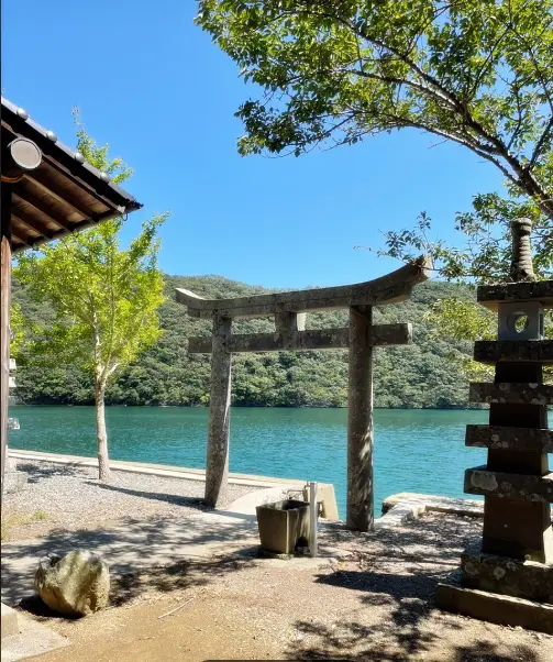 헤키레키신사 사진