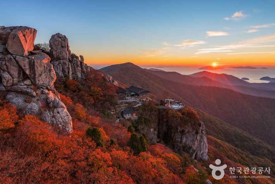 [경남 여행지 추천] 남해 가볼만한 곳 베스트 10 금산 보리암
