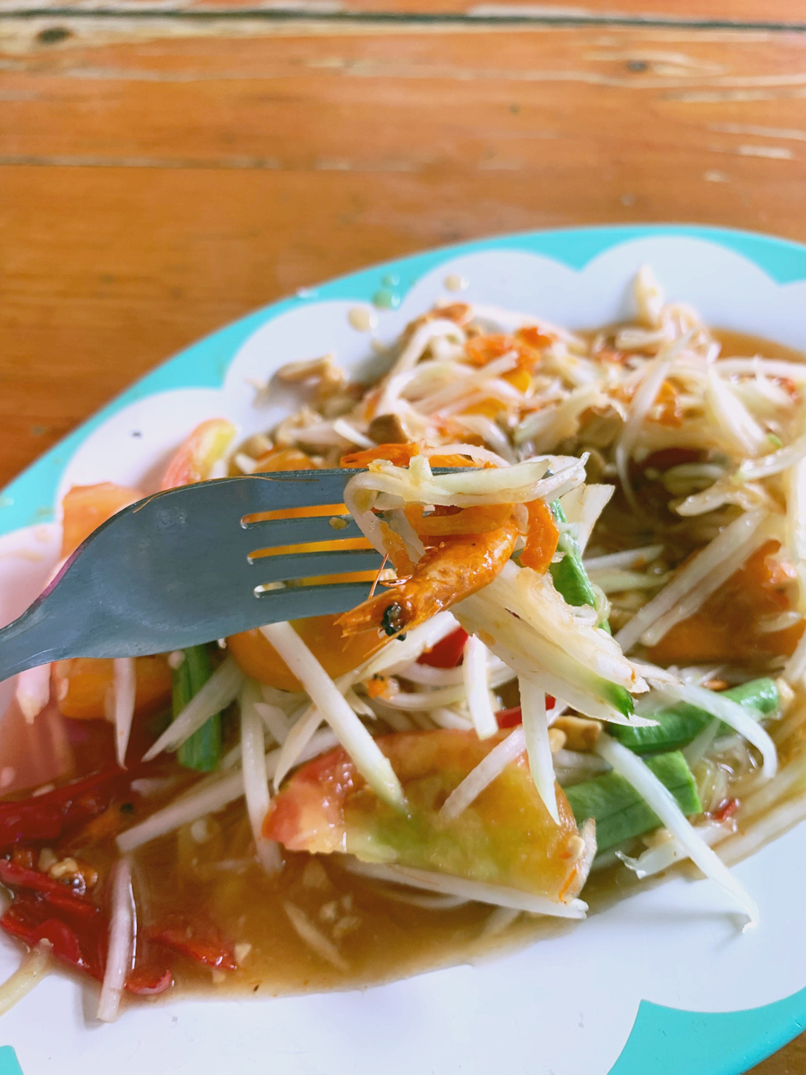 치앙마이 치킨 맛집 추천 님만 로컬 맛집 까이앙청더이 vs 위치안부리 비교 리뷰