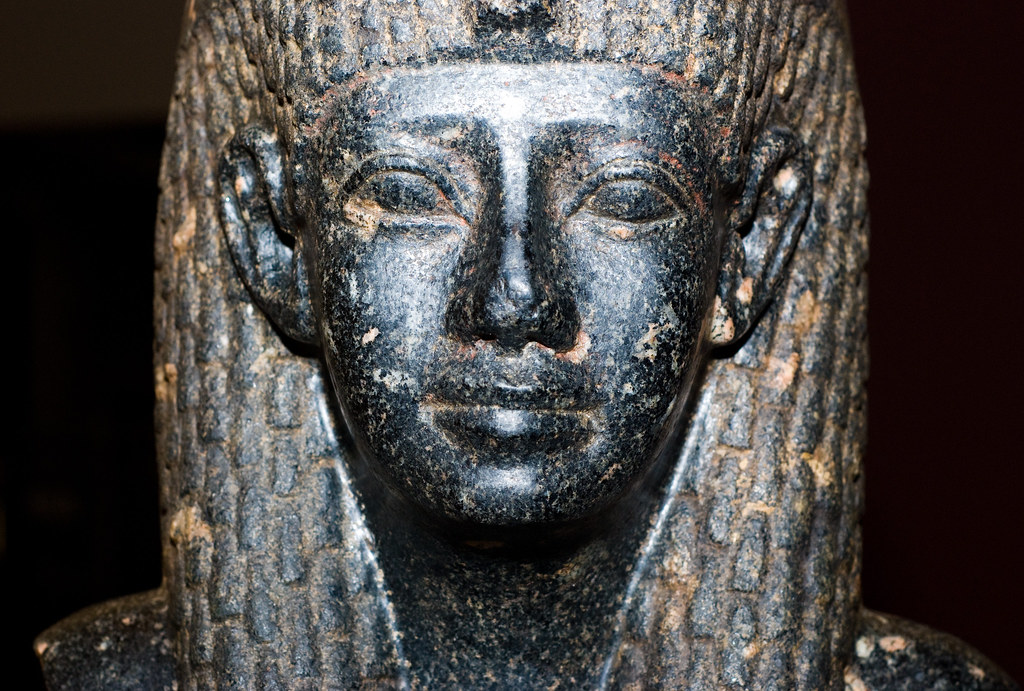 크레오파트라 7세 조각상