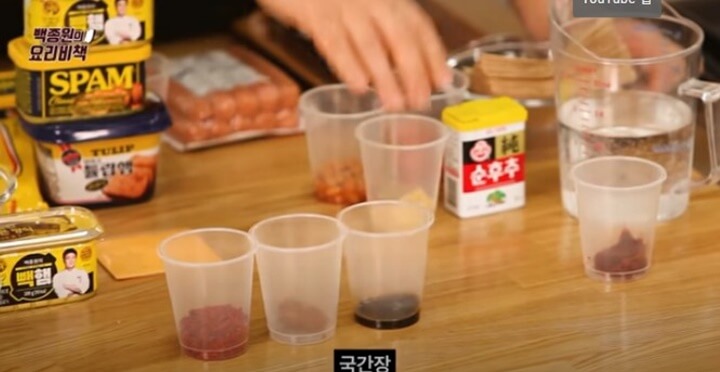 부대찌개 재료들