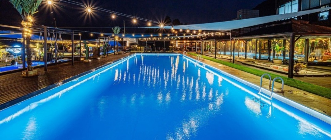 엘프라도 펜션 수영장