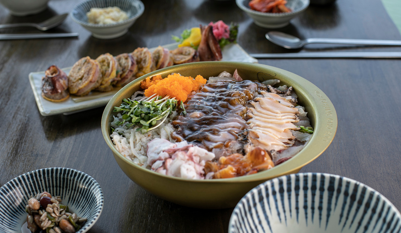 해전물회와 오징어순대