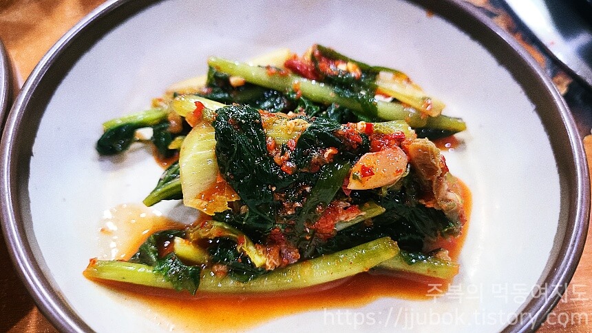 김가네-부대찌개-밑반찬-김치