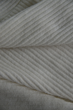 앙고라 니트 집에서 세탁하는 방법