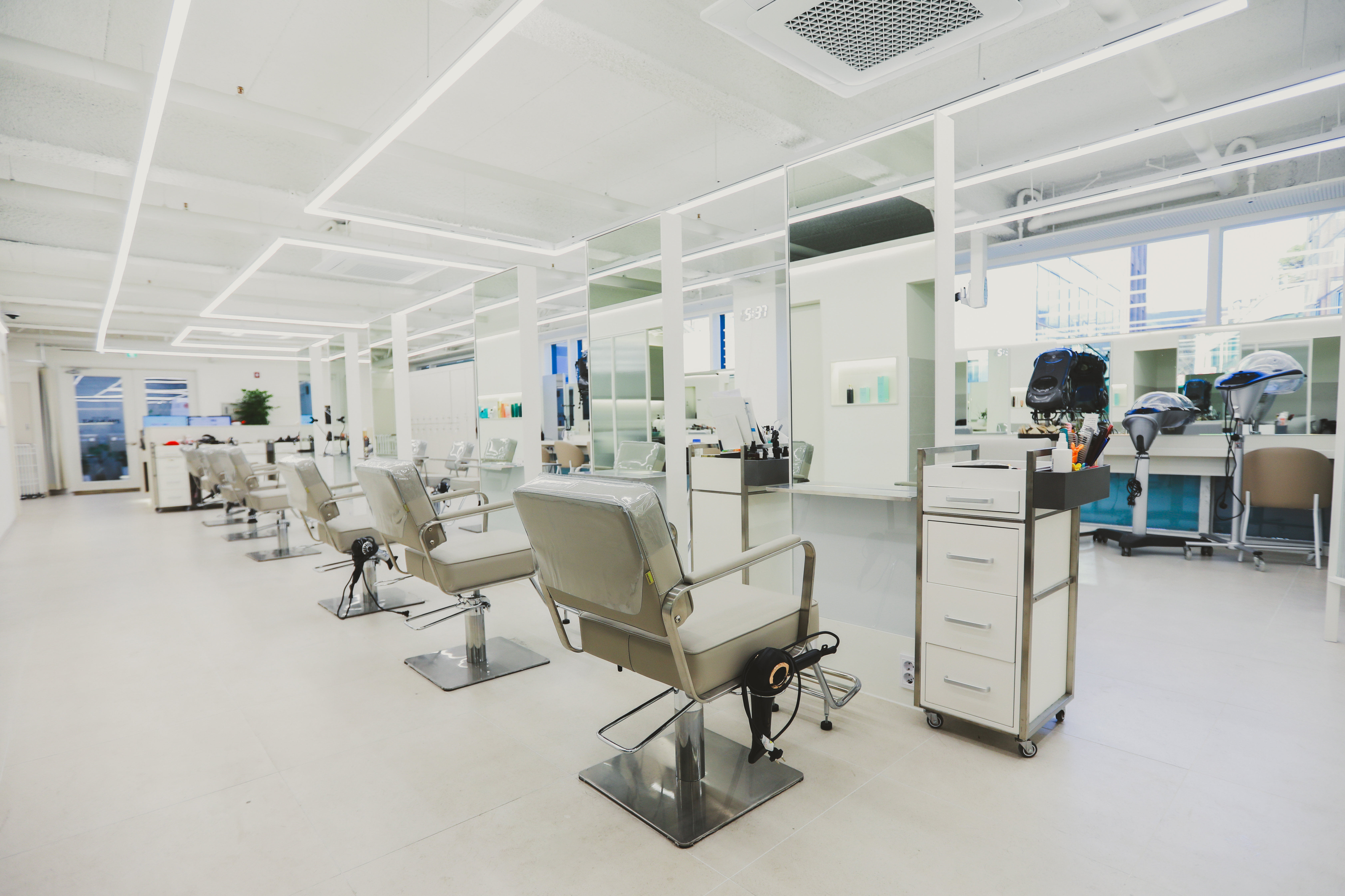 Korean Beauty salon Herique Myeongdong