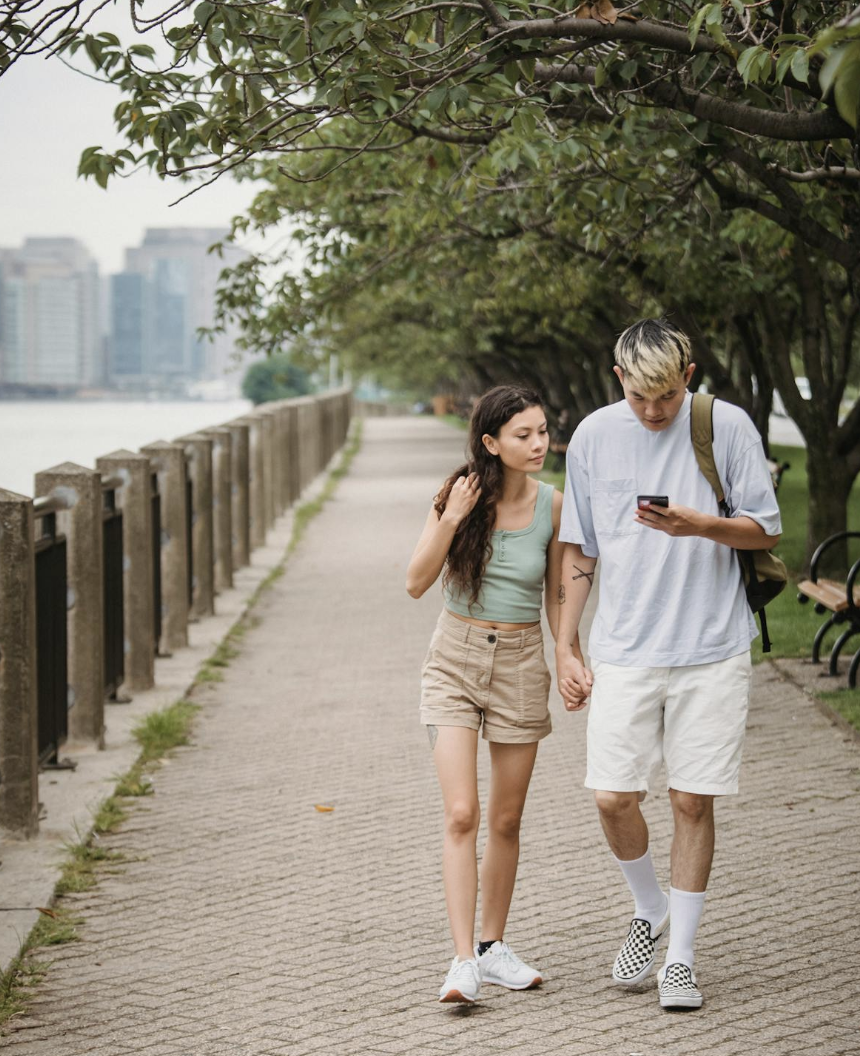 비타민D 결핍으로 인한 증상과 그로 인한 건강 위험성에 대한 심층 탐구
