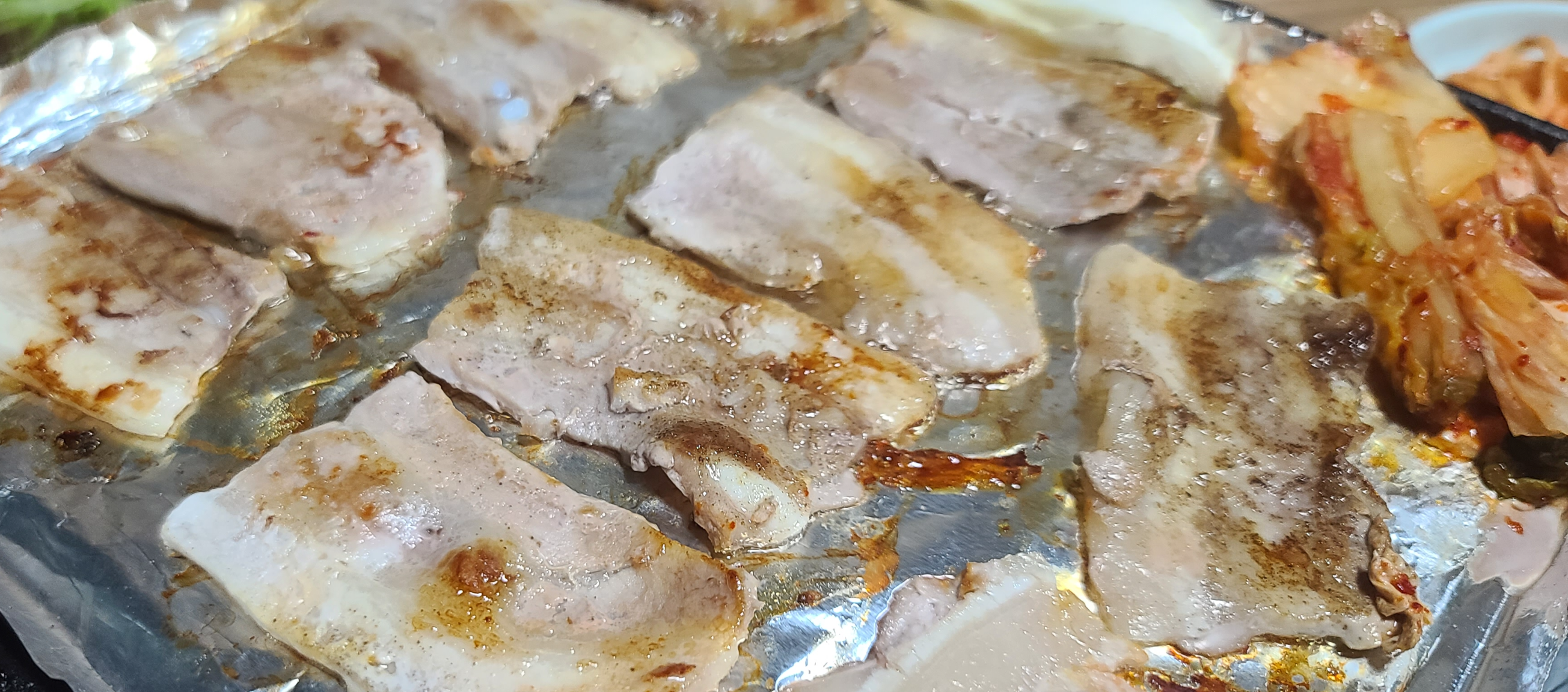 냉삼겹살 철뚝집 생삼겹살 냉삼맛집 성남맛집 상대원맛집 철뚝삼겹살 메뉴판 냉동삼겹살 기본반찬 파절이 달걀찜 된장찌개