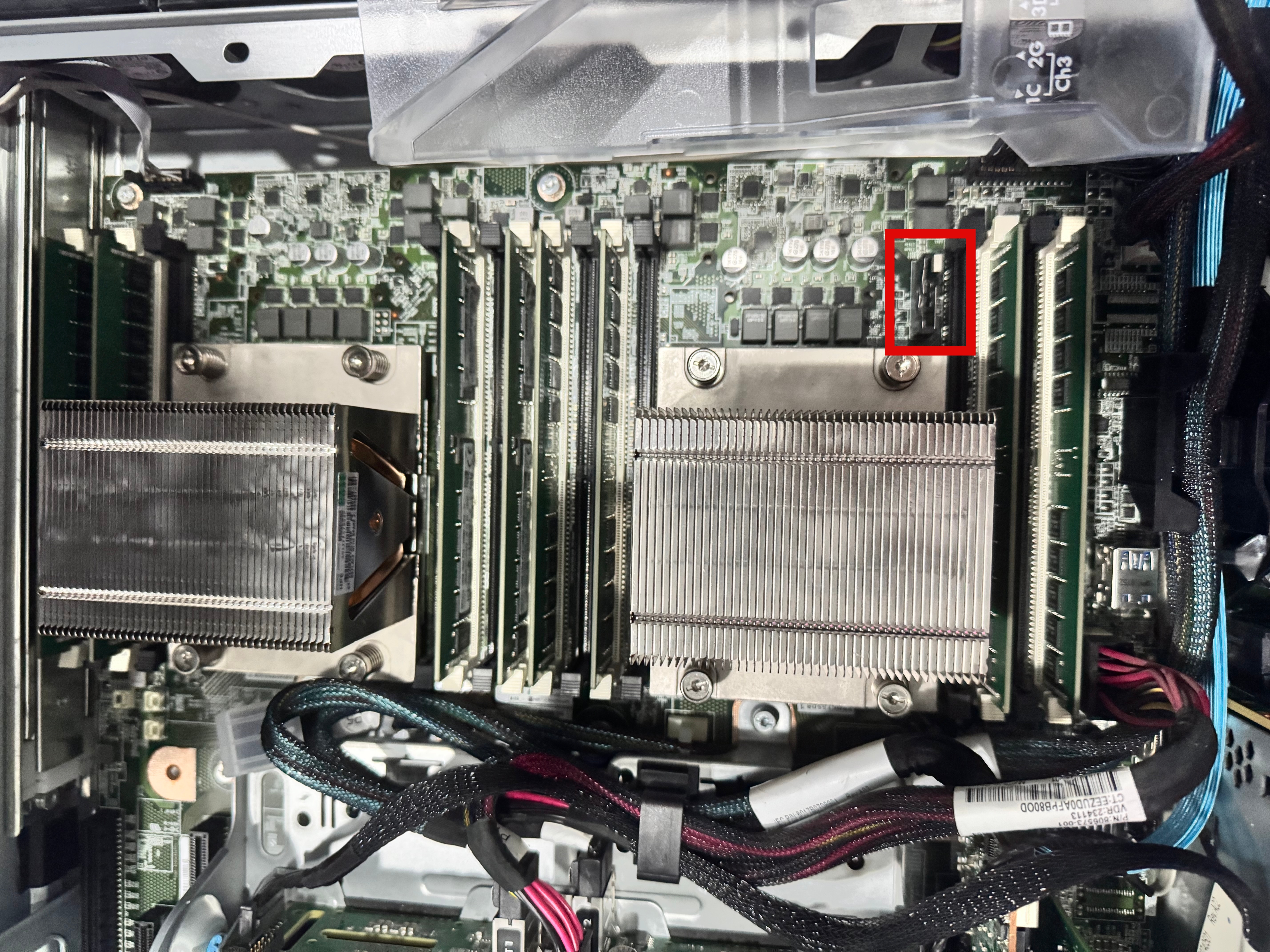 Apollo 4200 Gen9 Server CMOS 배터리 위치