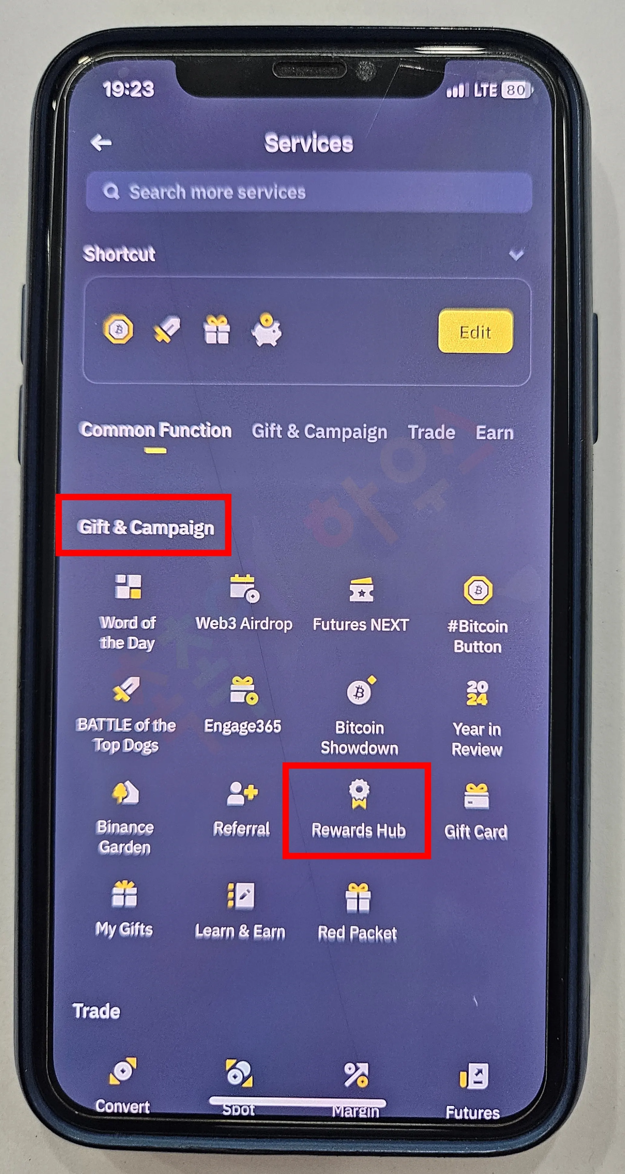 바이낸스 Rewards Hub