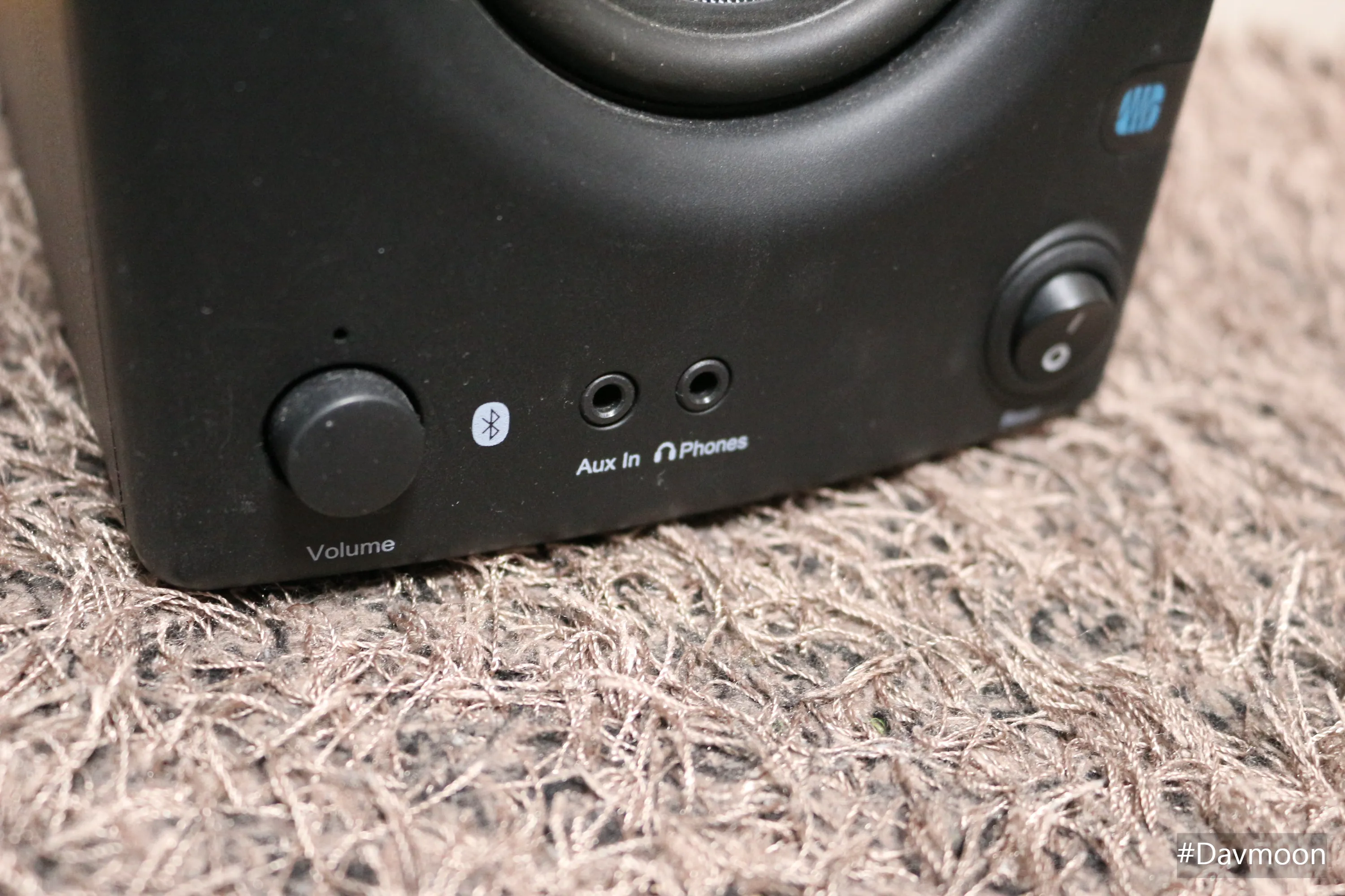 PreSonus ERIS E3.5 BT 전면 단자 구성