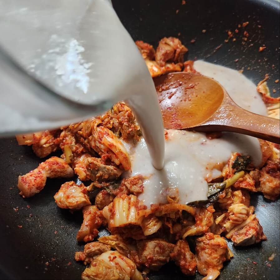 콩비지분말 교동콩비지 콩비지 파는곳 콩비지 맛집 콩비지 영양성분 콩비지국 콩비지 칼로리 콩비지탕 콩비지 만드는 법 콩비지분말 교동콩비지 콩비지찌개 영양성분 노브랜드 콩비지찌개 맑은콩비지찌개 하얀콩비지찌개 돼지고기 콩비지찌개 콩비지찌개 맛집 콩비지찌개 칼로리 김치콩비지찌개 만드는 법 백종원 콩비지찌개 김치콩비지찌개 돼지고기비지찌개