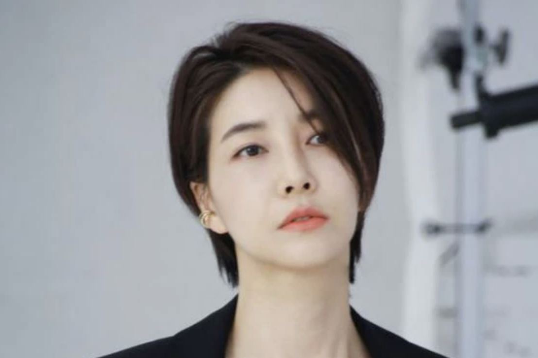 진서연