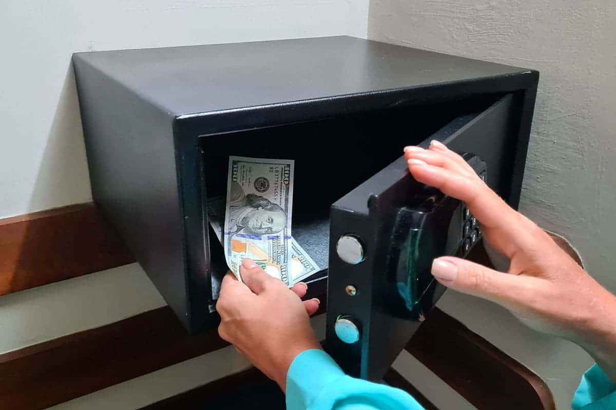 🌍 유럽 여행 시 꼭 조심해야 할 위험 유형 9가지