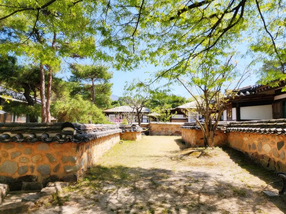 산죽한옥펜션 경관