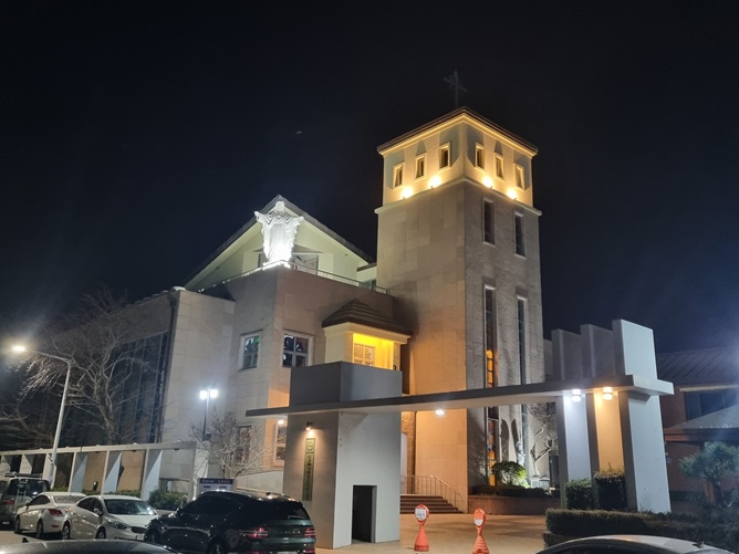 제주 동광성당 야경
