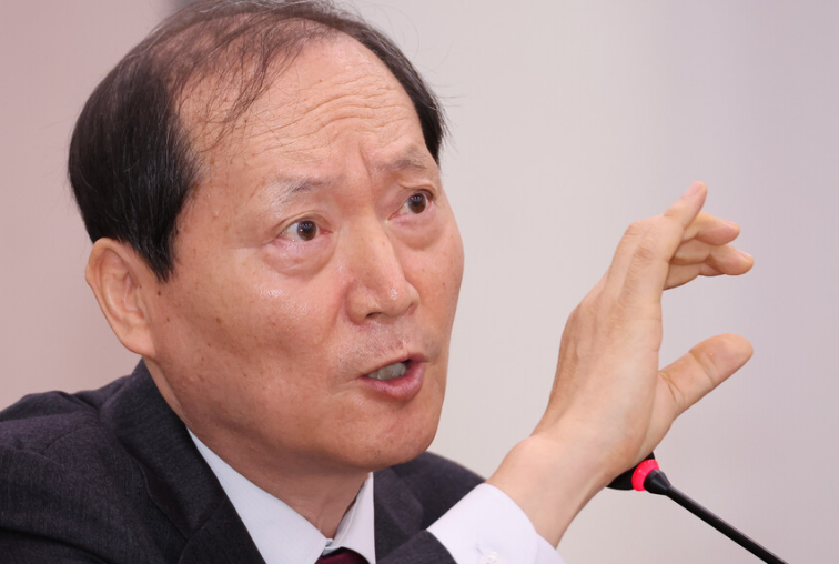 이완규 법제처장 프로필