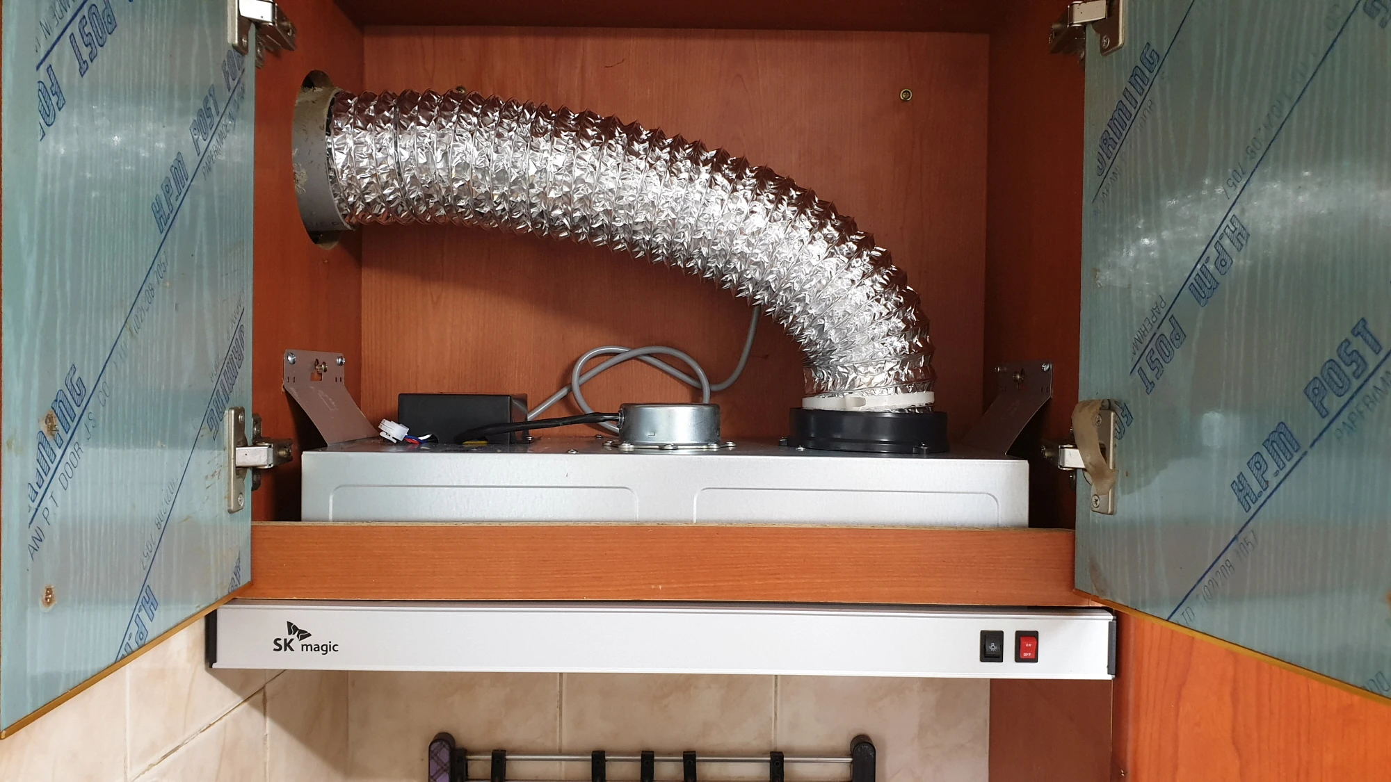 가스레인지 후드 교체 설치 모습