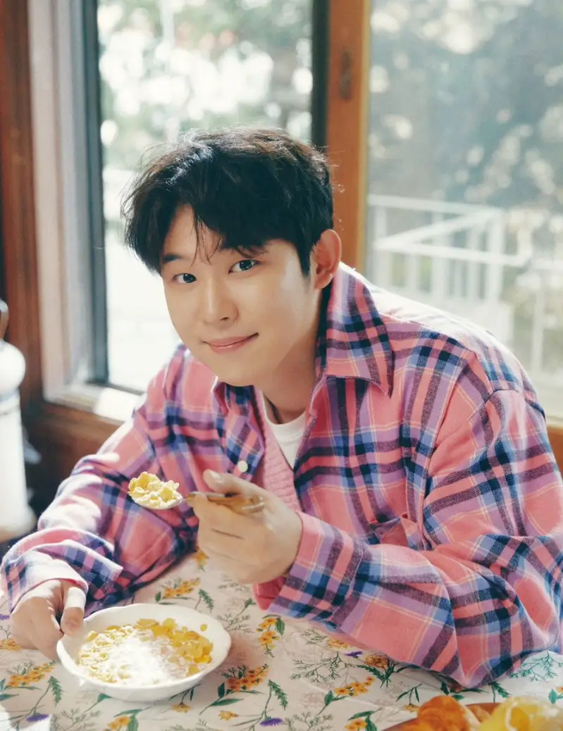 진욱