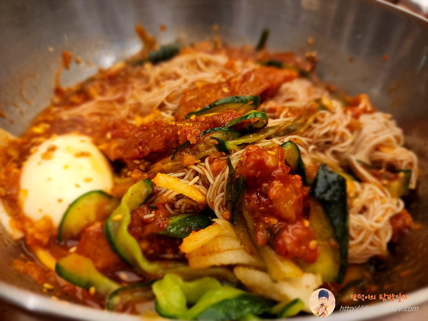 회냉면