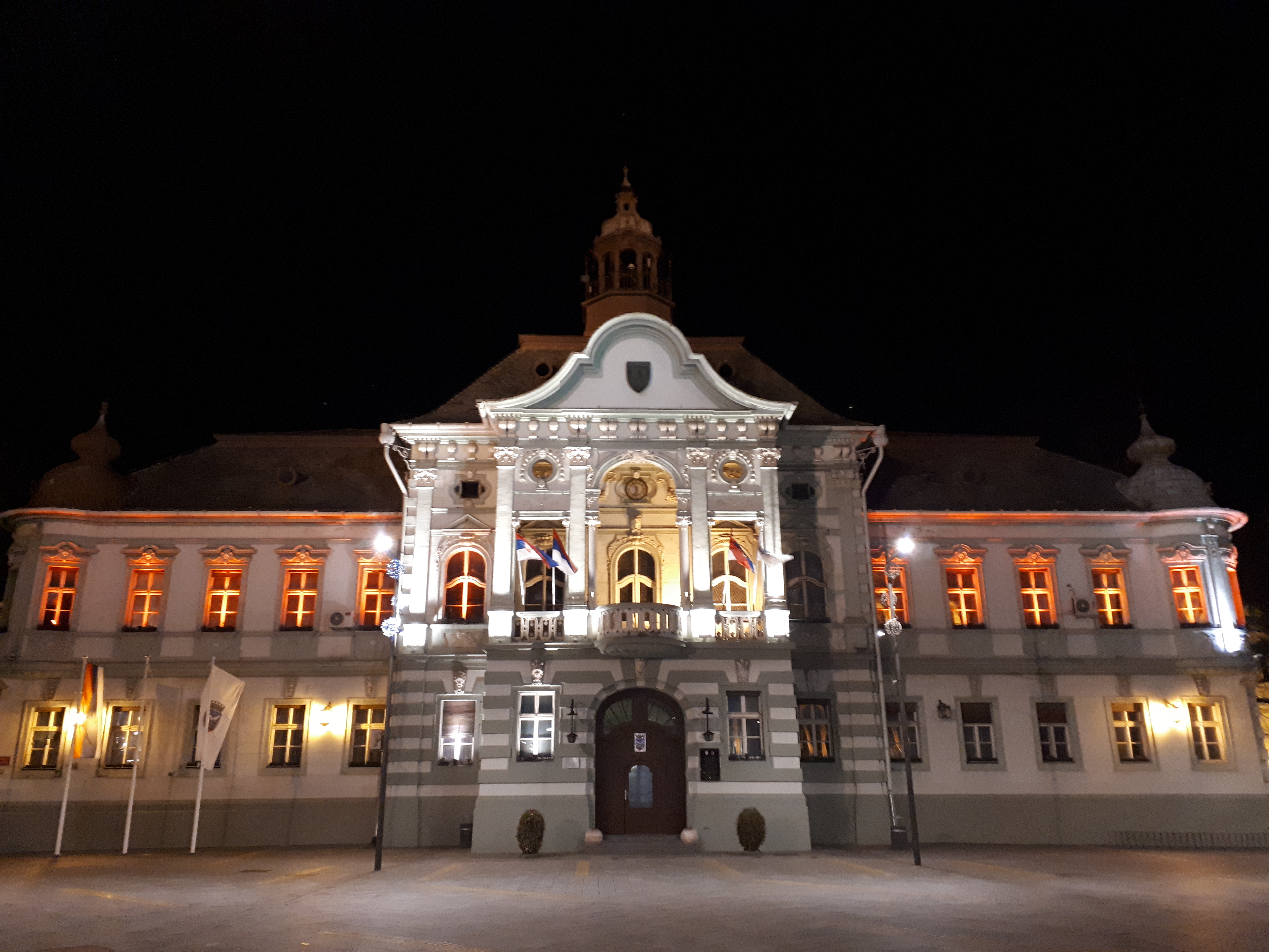 세르비아 즈레냐닌 시청