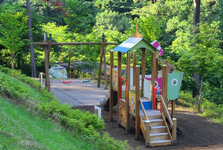 강씨봉 자연휴양림