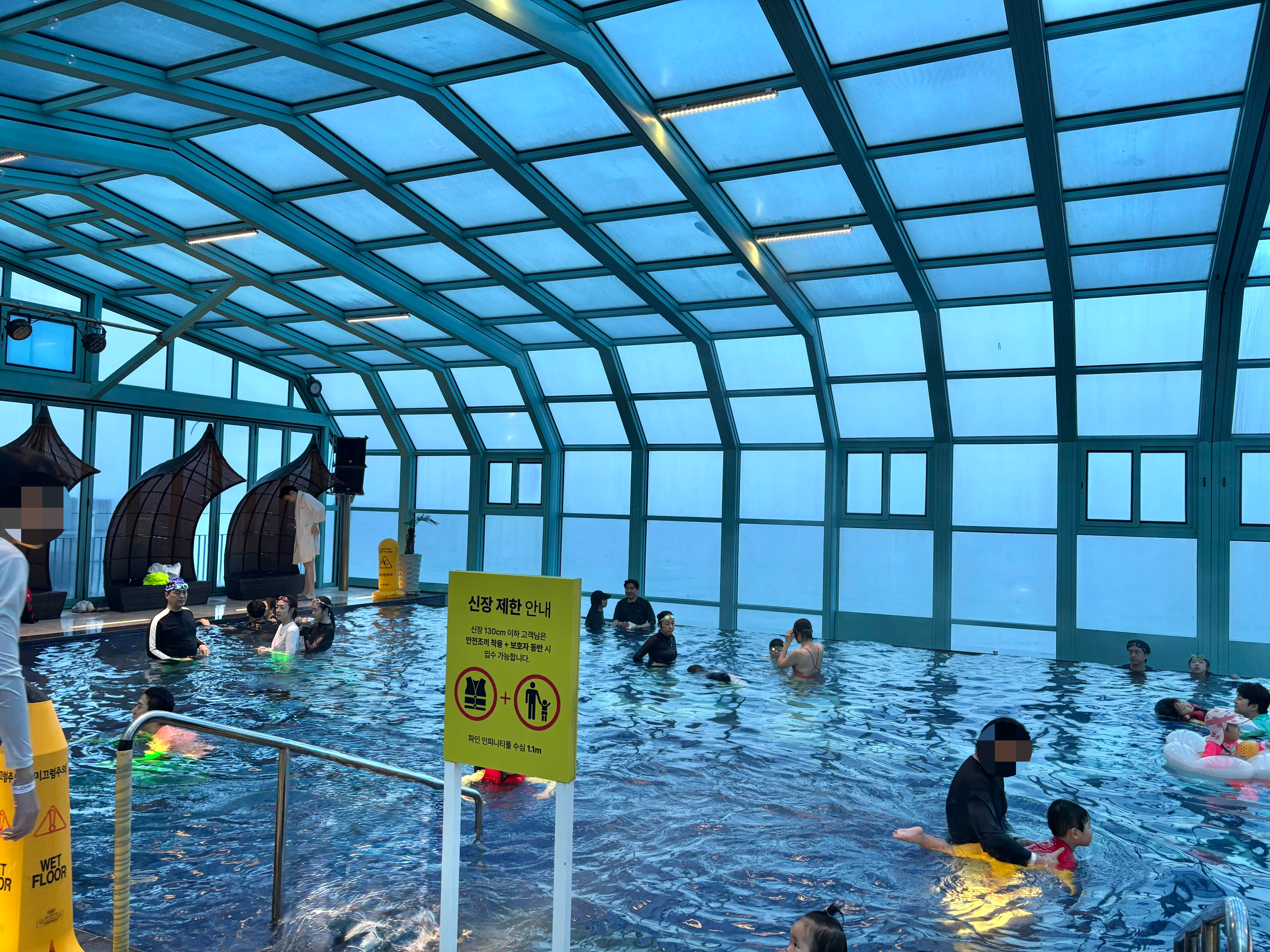 세인트존스호텔 수영장