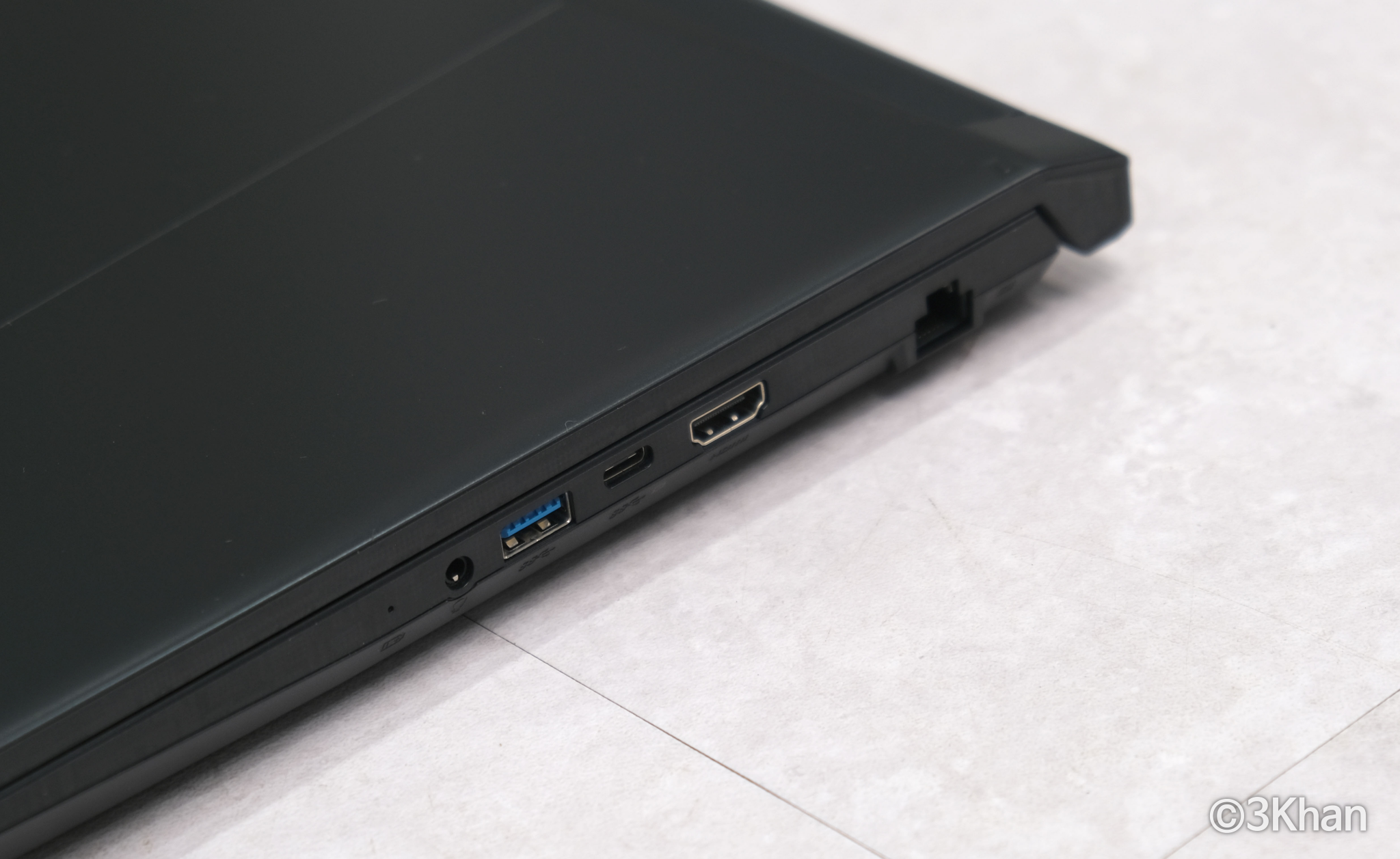 게이밍 노트북 포트