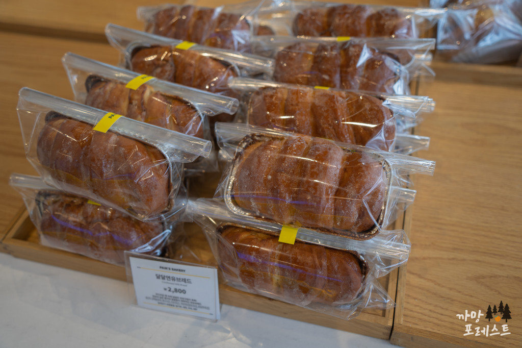 빽다방 더본호텔 빵