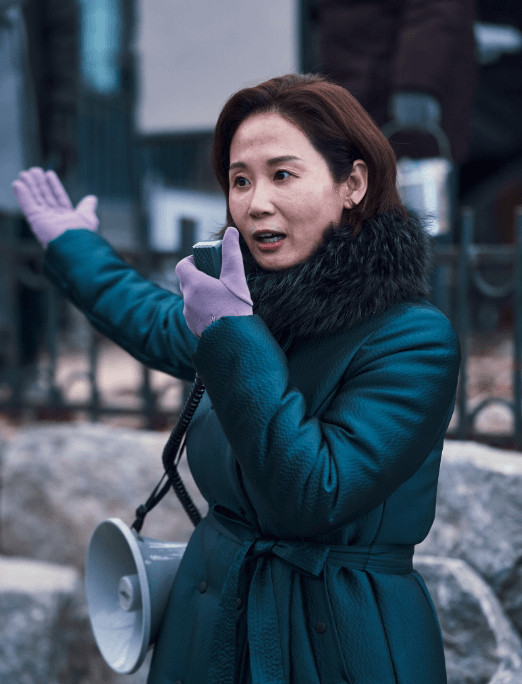 콘크리트 유토피아 영화 장면