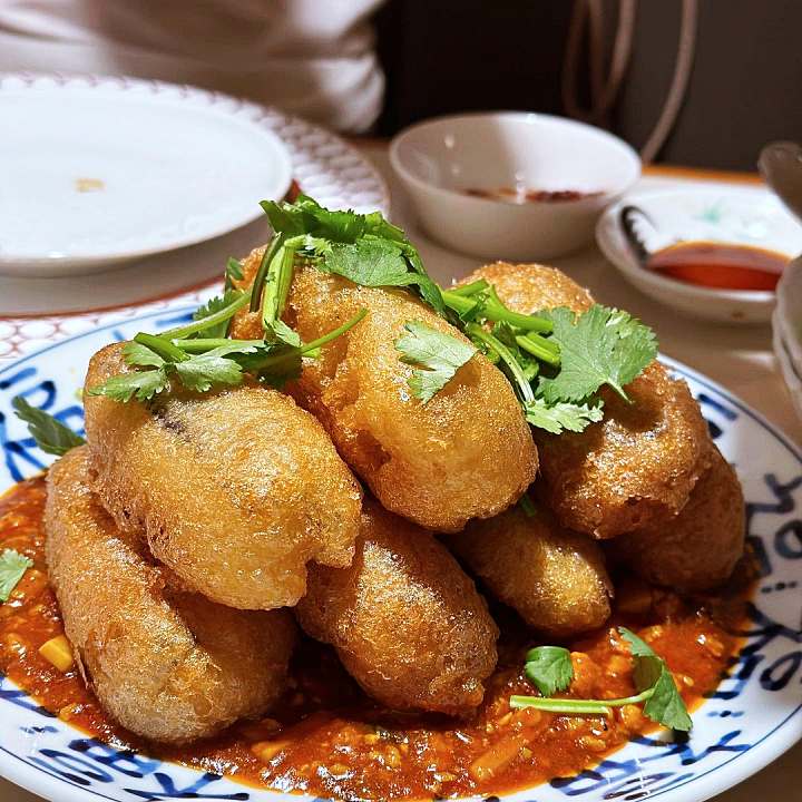 정통 중식당 제철 해산물 광동 요리 꽃빵 번 동파육 버터 탕수육 깐풍아귀 압구정 청담 맛집 추천 생방송투데이 리얼 맛집