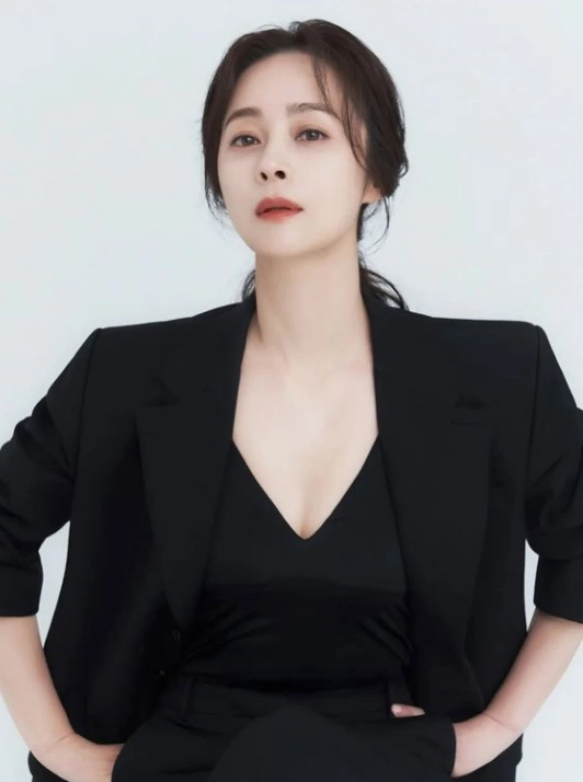 우희진 프로필 나이 고향 학력 배우 경력 인스타