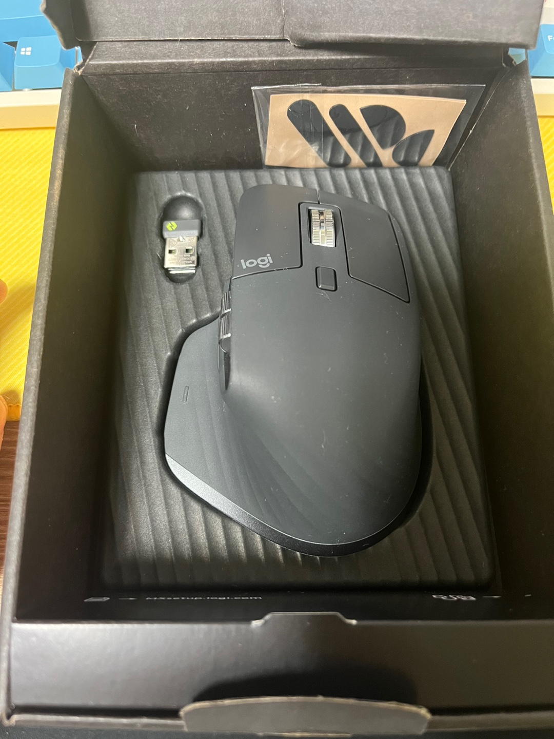 [로지텍] MX MASTER 3S 무선 마우스 언박싱 2