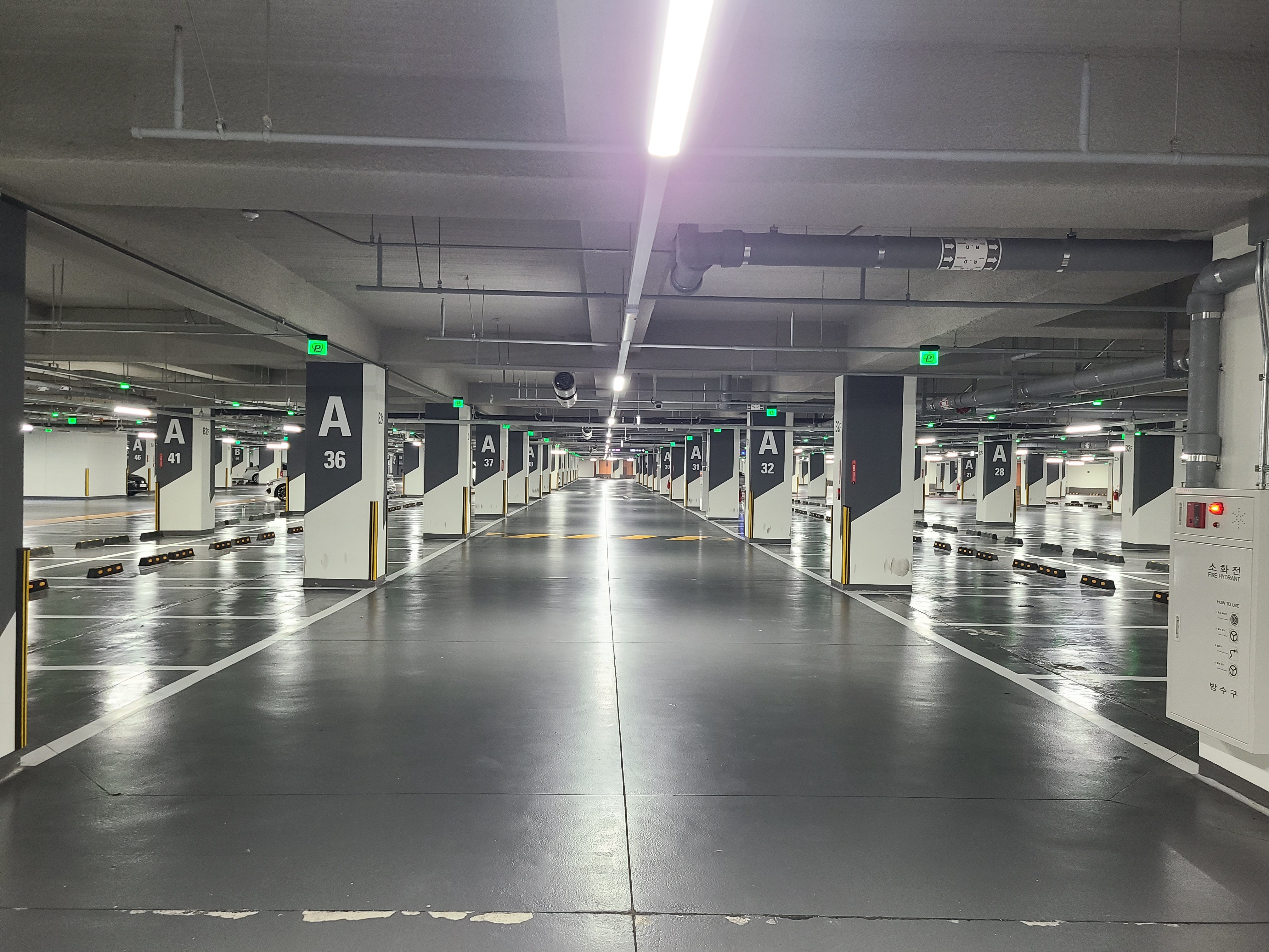 광교 우미뉴브 지하3