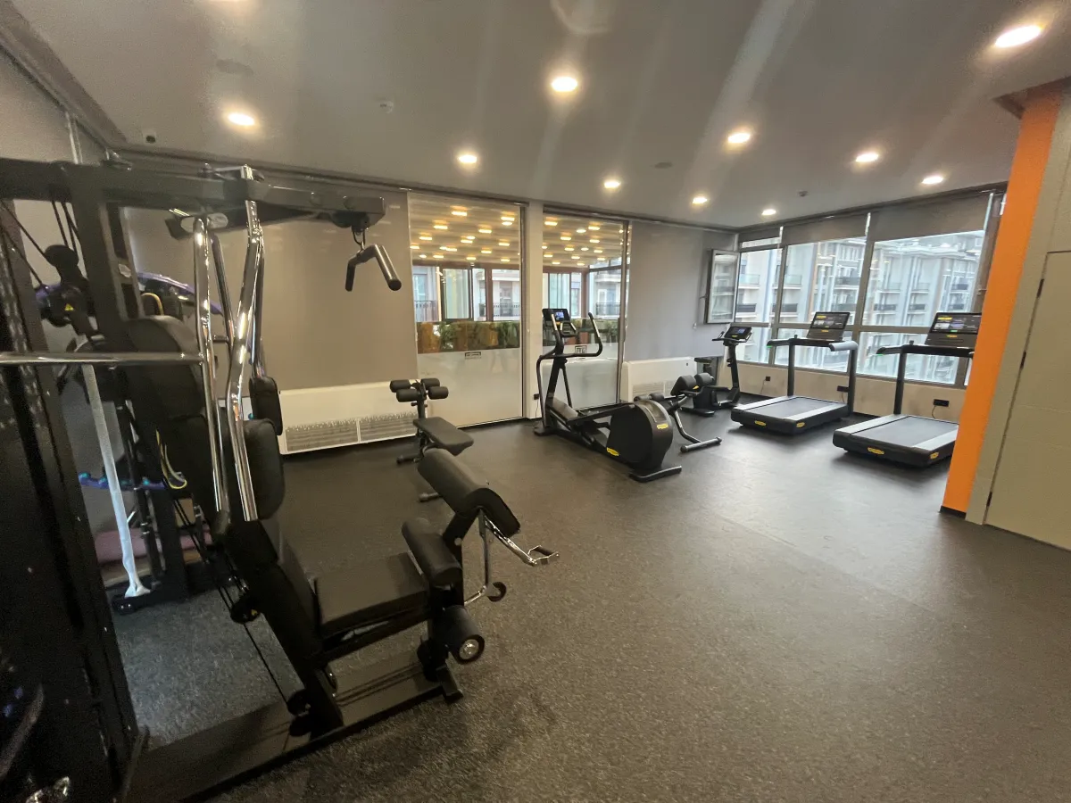 스타일로호텔-헬스장-유산소기구