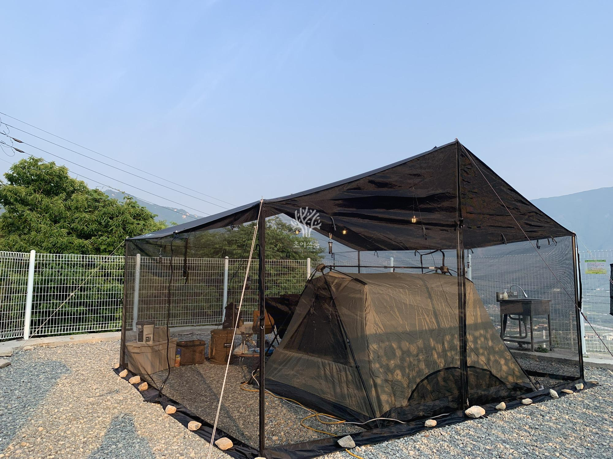 텐트 피칭 후 모습